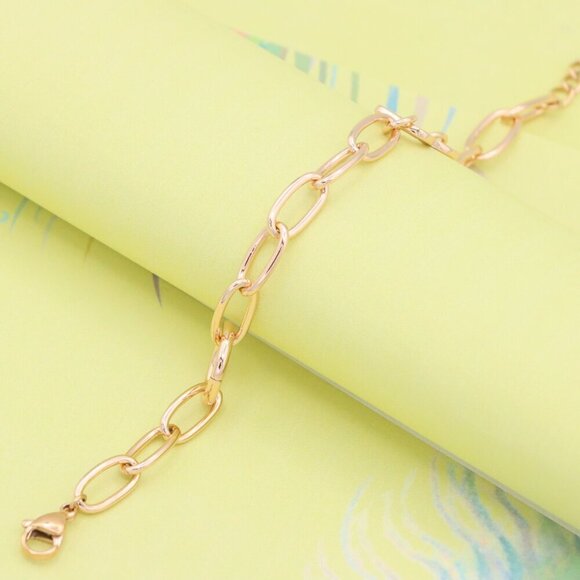 "Rose Gold Bracelet with Bold 'B' Initial and Elegant Chain Links, XPBL0997 - Picture 4 of 12